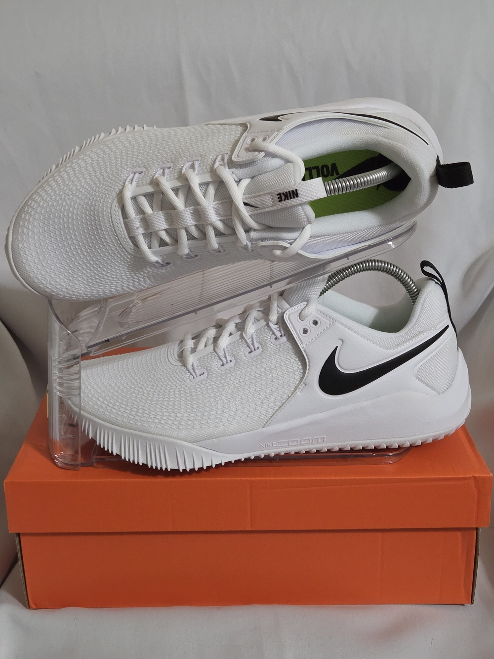 Nike Zoom HyperAce 2 Volleyball Shoes US Women Size 11.5 (NWOT)